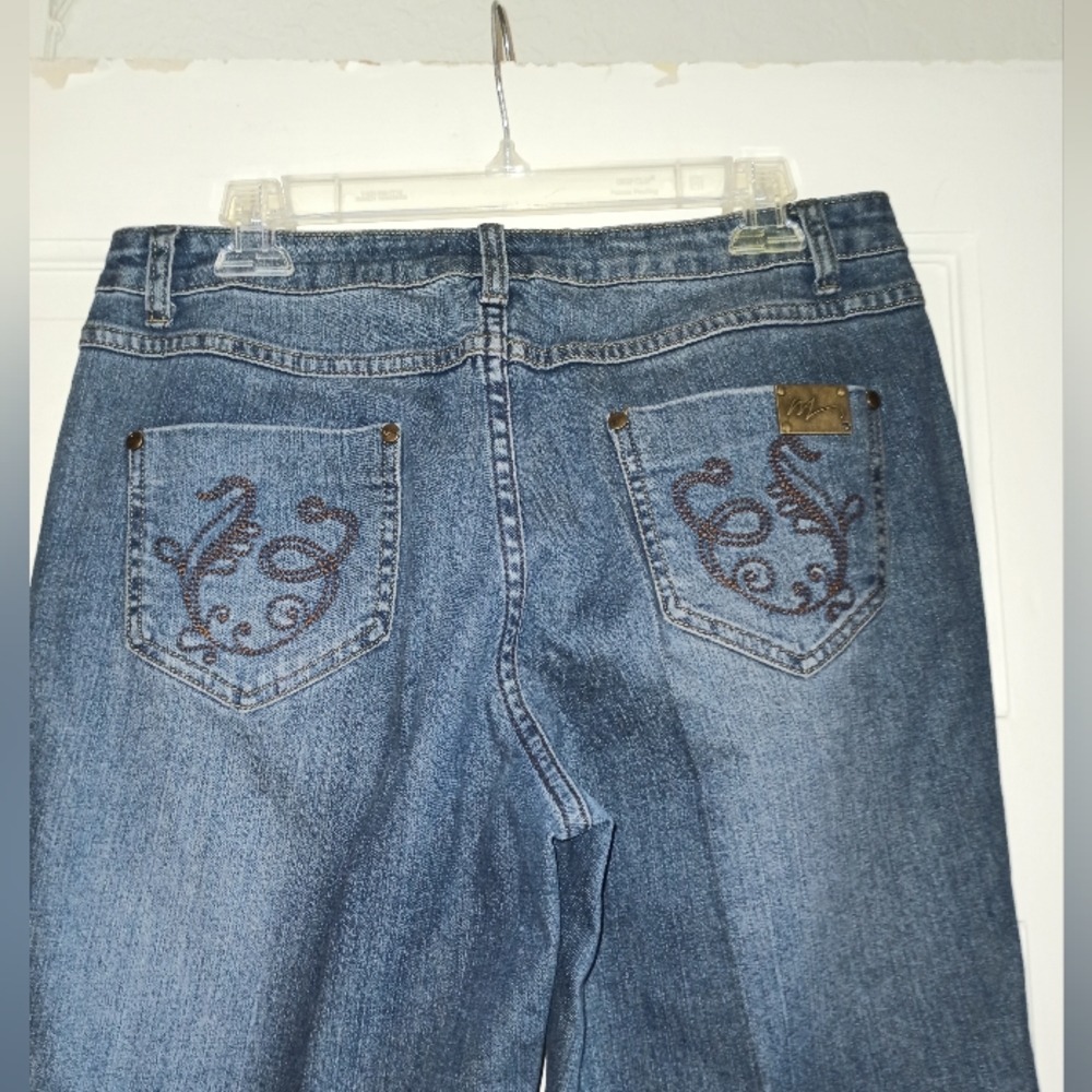 Jeans - Picture 4 of 6